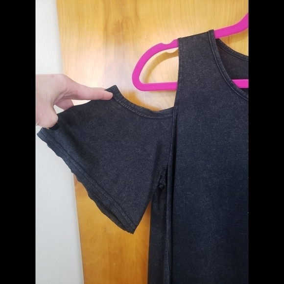 She+Sky Grey Acid Wash Open Shoulder T-shirt Dress - Picture 2 of 6